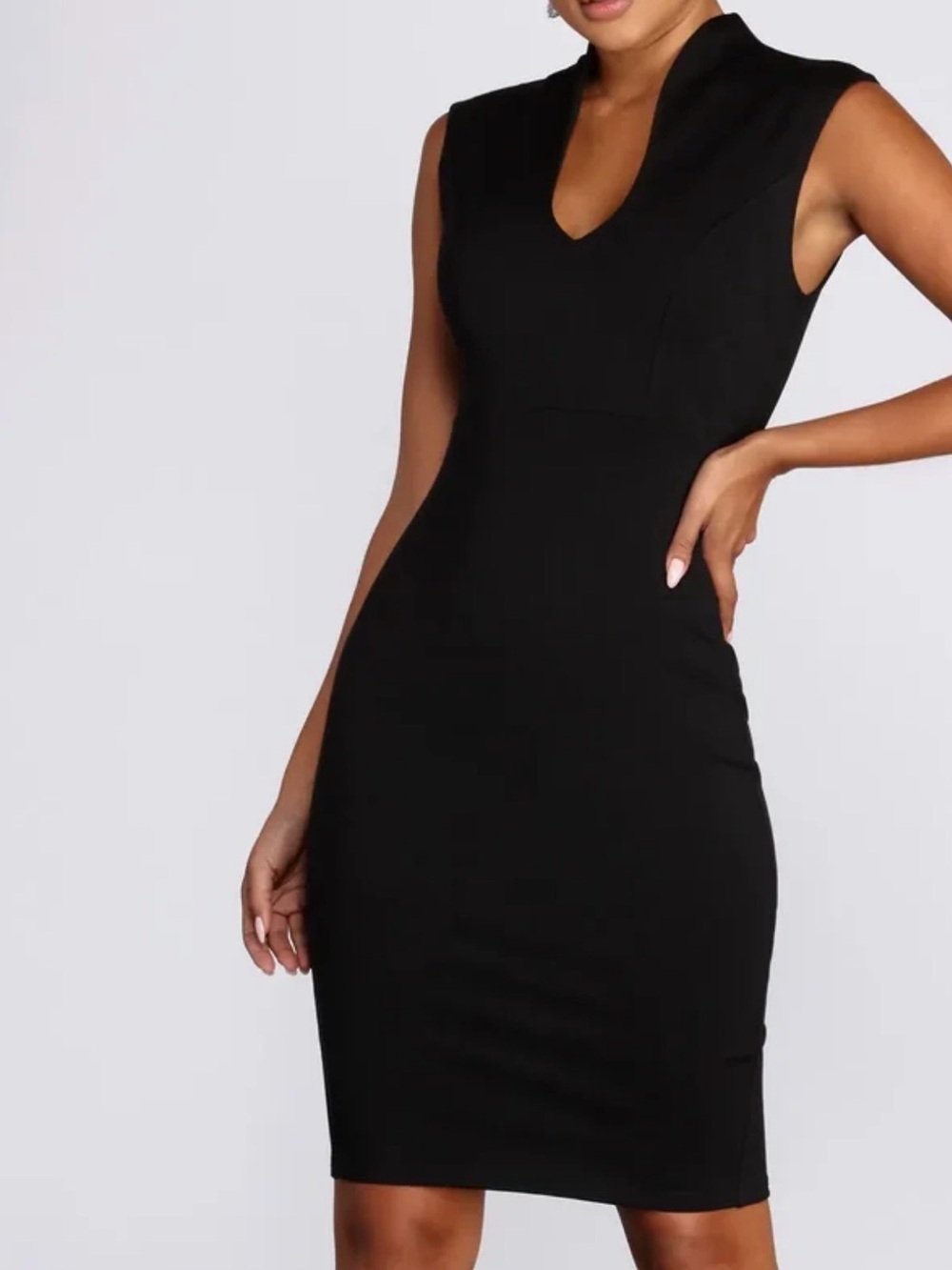 Rolla Coster Black V-Neck Sleeveless Sheath Dress